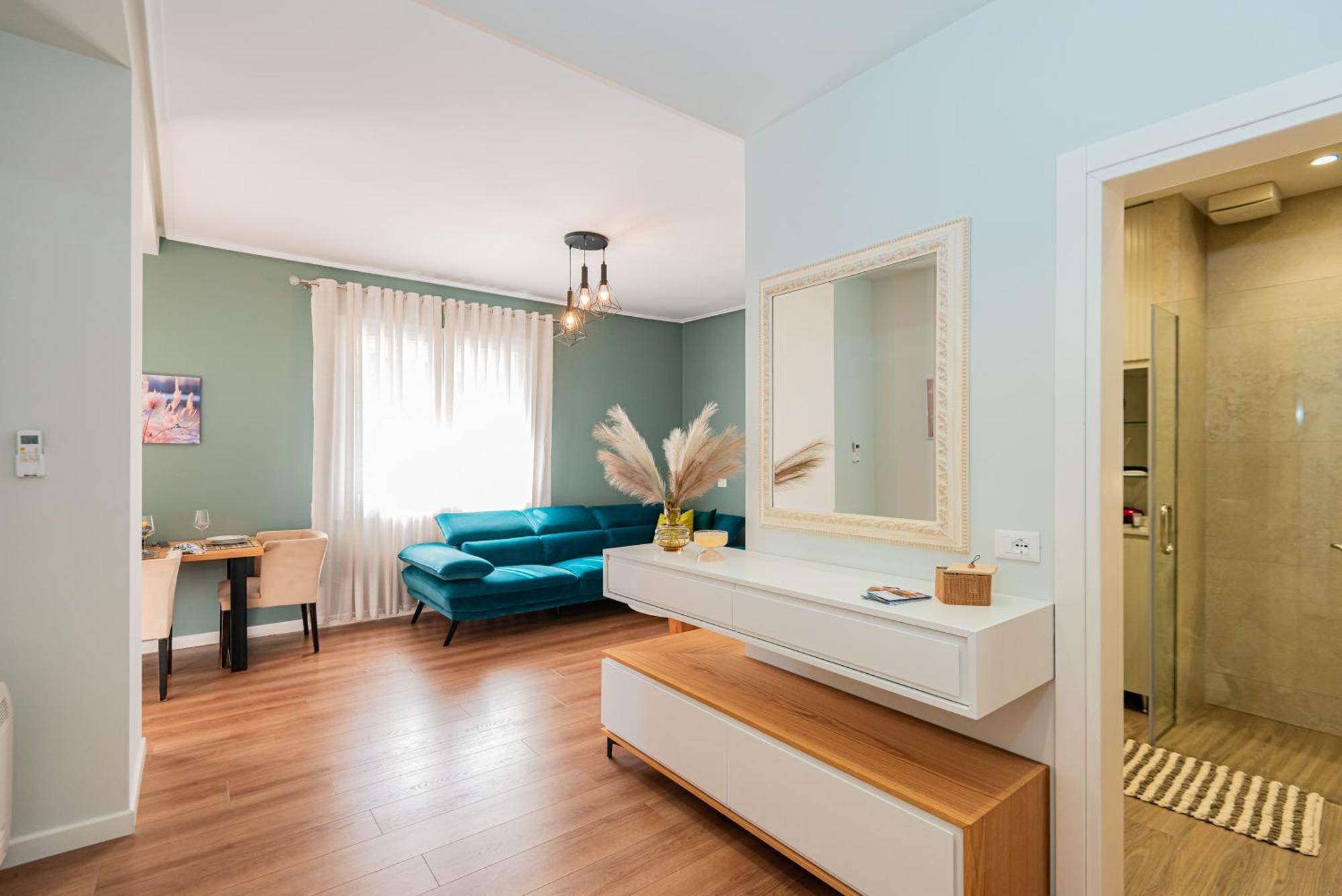 Vivi'S Seaside Apartment ドゥラス エクステリア 写真